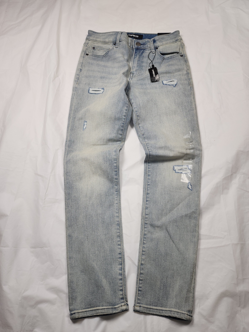 Express Men’s Slim Hyper Stretch Light Wash Distressed Jeans - Light Blue Size